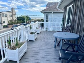 Building Photo - 11 Delaware Ave