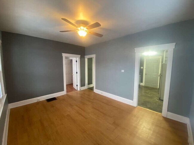 Foto del edificio - Conveniently Located Rental in Elyria — Easy Access, Great Value & Ready Now!