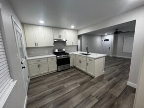 Building Photo - 1094 Geer Rd