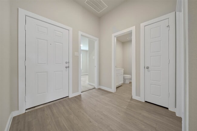 Foto del edificio - 1016 Brighton Orchards Ln