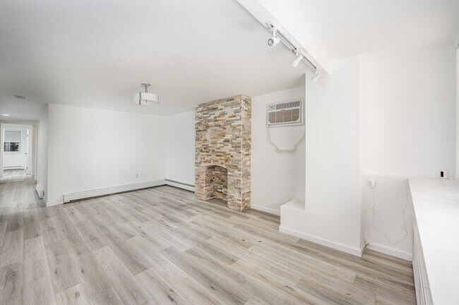 Foto del edificio - 70 Bowers St