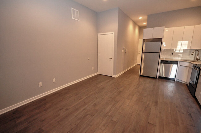 Building Photo - 4049 Spring Garden St