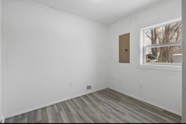 Foto del edificio - 904 Willsie Ave