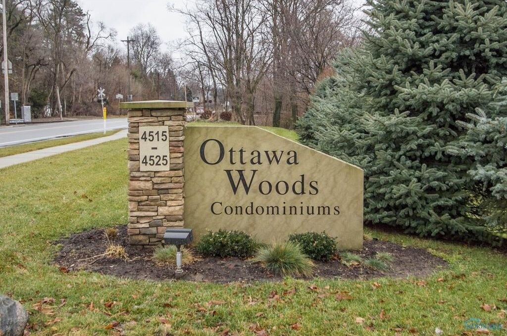 Foto principal - 4519 W Bancroft St