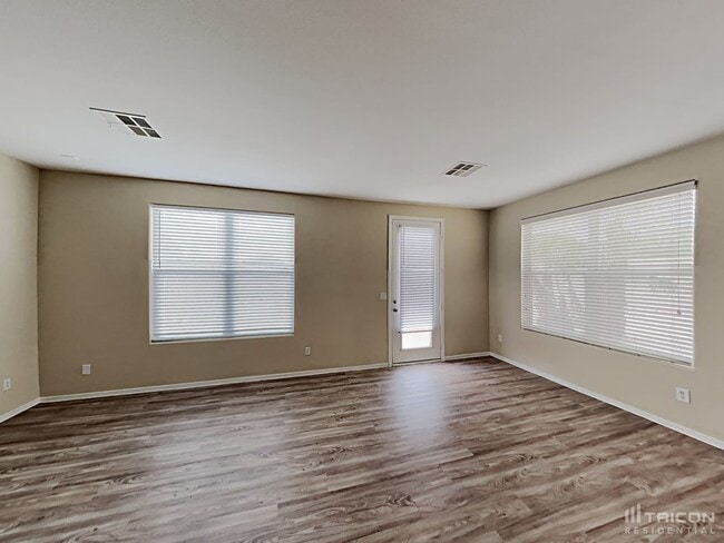 Building Photo - 2905 Aspen Club Ave