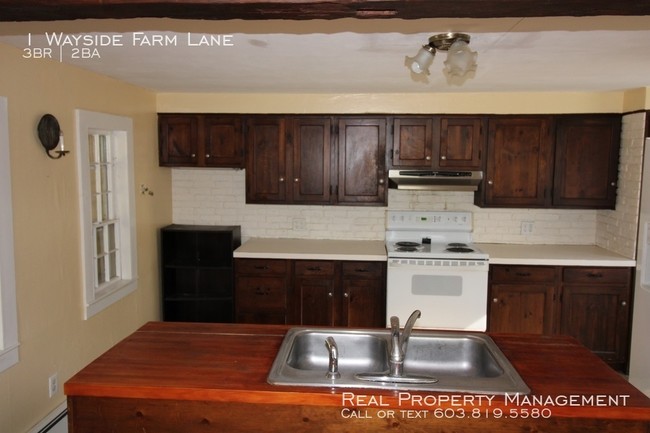 Building Photo - Charming Cape in a Great Location!