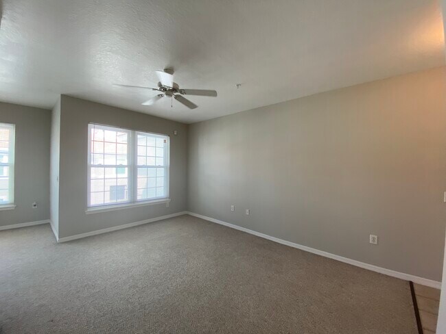 Building Photo - 23580 Walden Center Dr