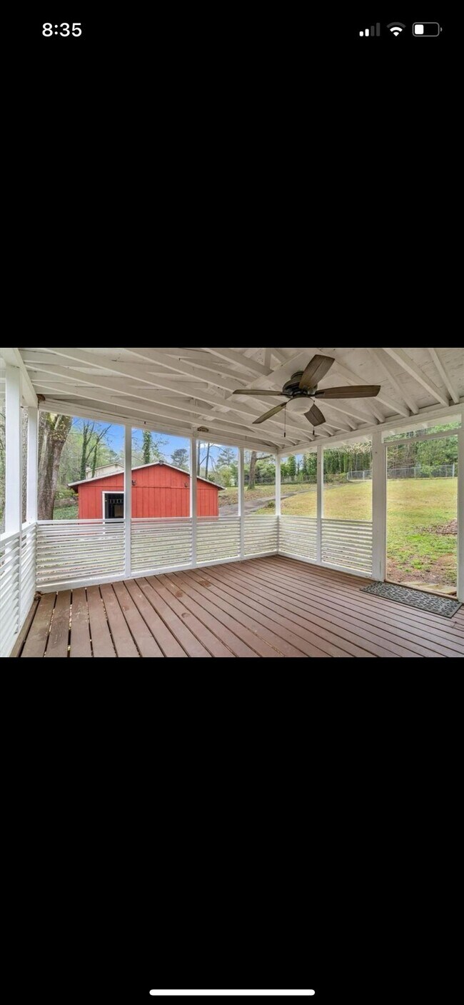 Building Photo - 4383 Twin Creek Dr NE