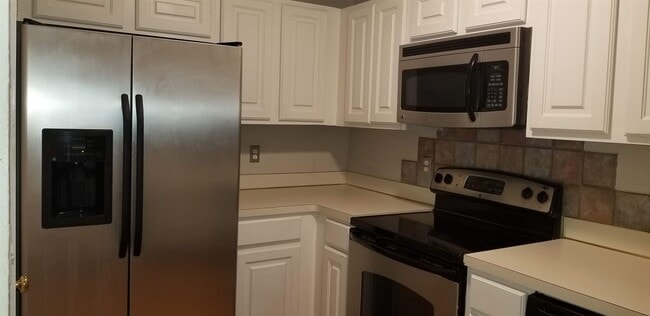 Building Photo - 2 br, 2 bath House - 3 Meadowcreek