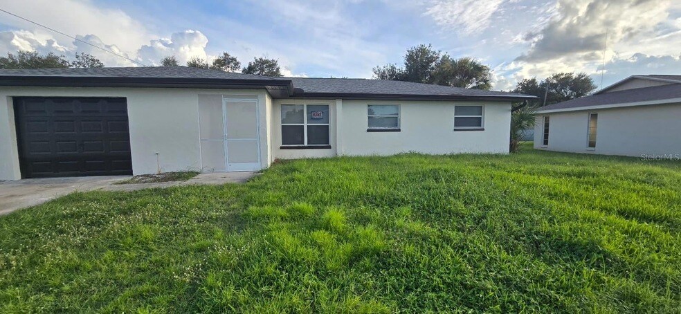 Foto principal - 21519 Eldred Ave