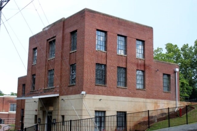 Building Photo - Culpeper Lofts - Building A