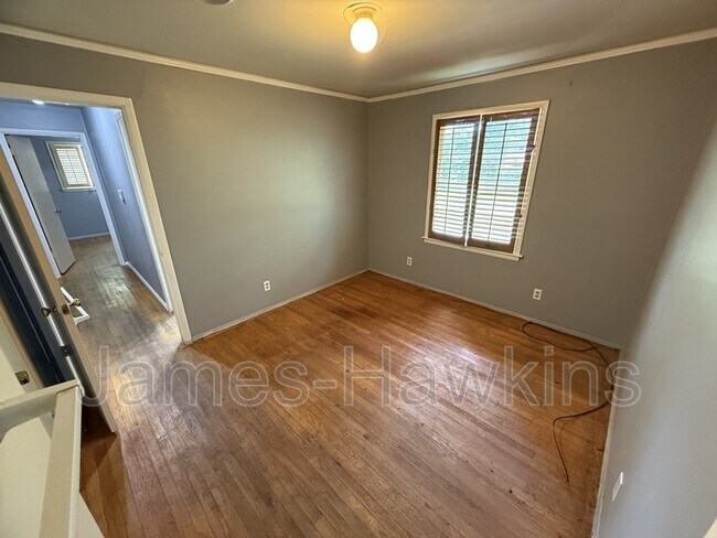 Foto del edificio - 3347 Bedford Ln