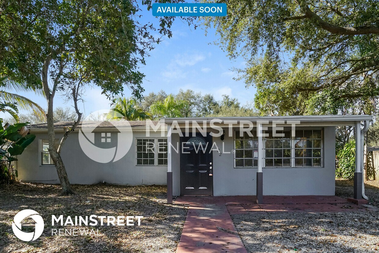Foto principal - 122 Allen Rd