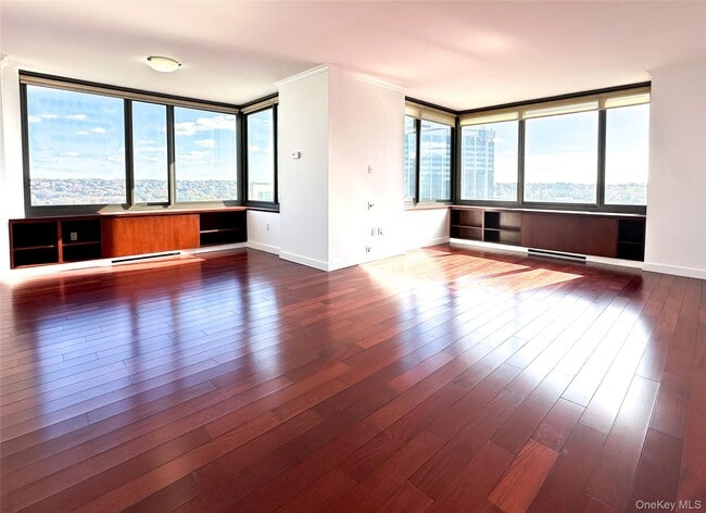 Building Photo - 10 City Pl