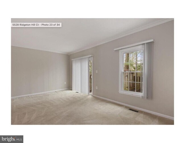 Foto del edificio - 5528 Ridgeton Hill Ct