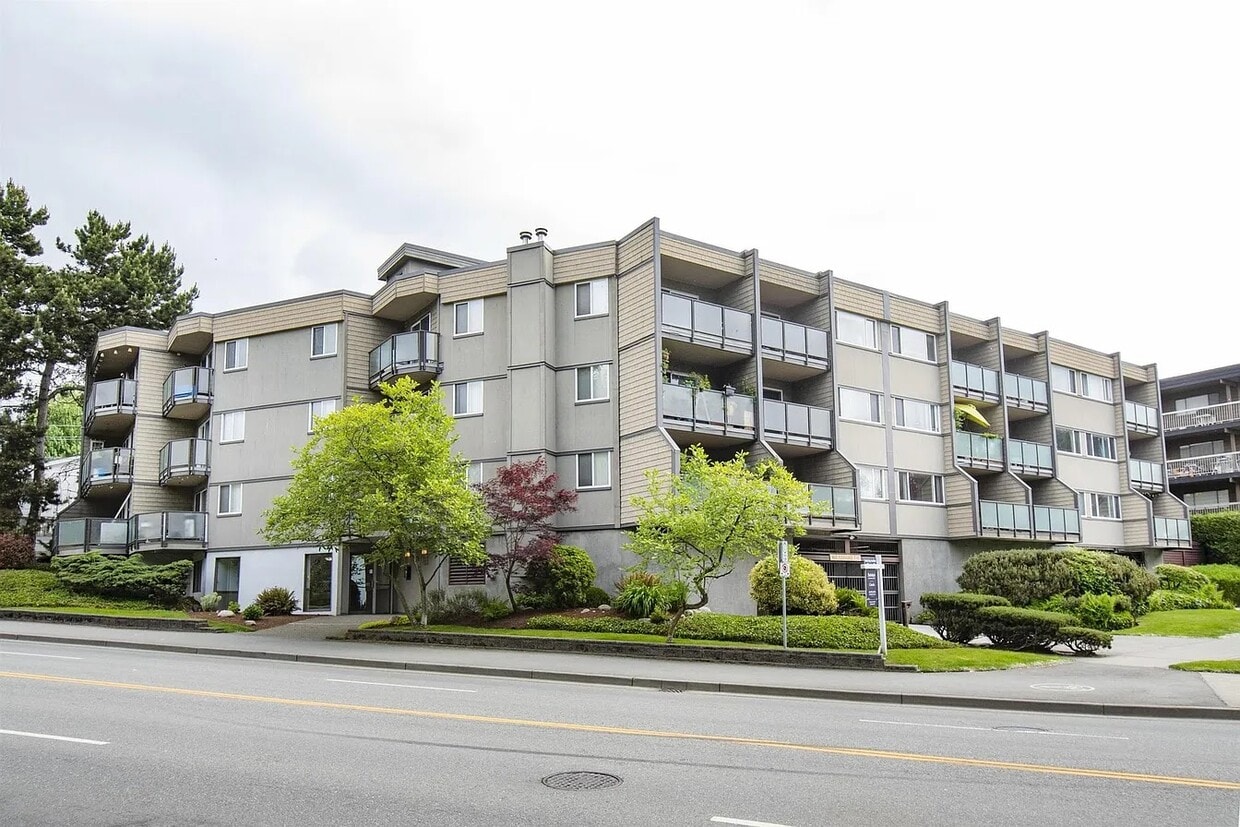 Primary Photo - 212 Forbes Av