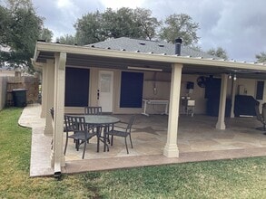 Building Photo - 17046 Clan MacIntosh Dr