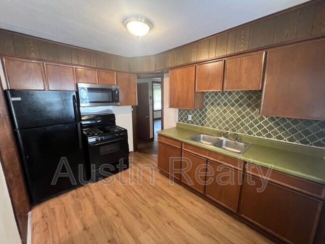 Building Photo - 3605 St Gregory Ln