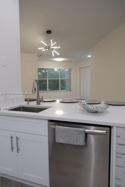 Foto del edificio - 1401 Village Blvd