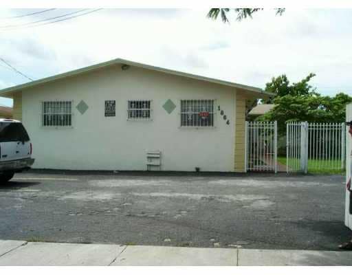 Primary Photo - 1864 NW 28th St