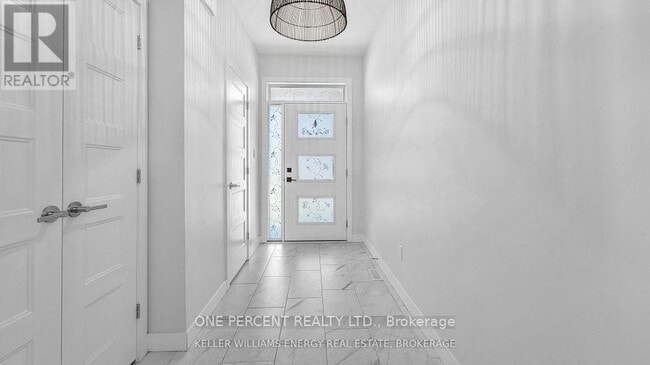 Photo du bâtiment - 3380 Singleton Ave