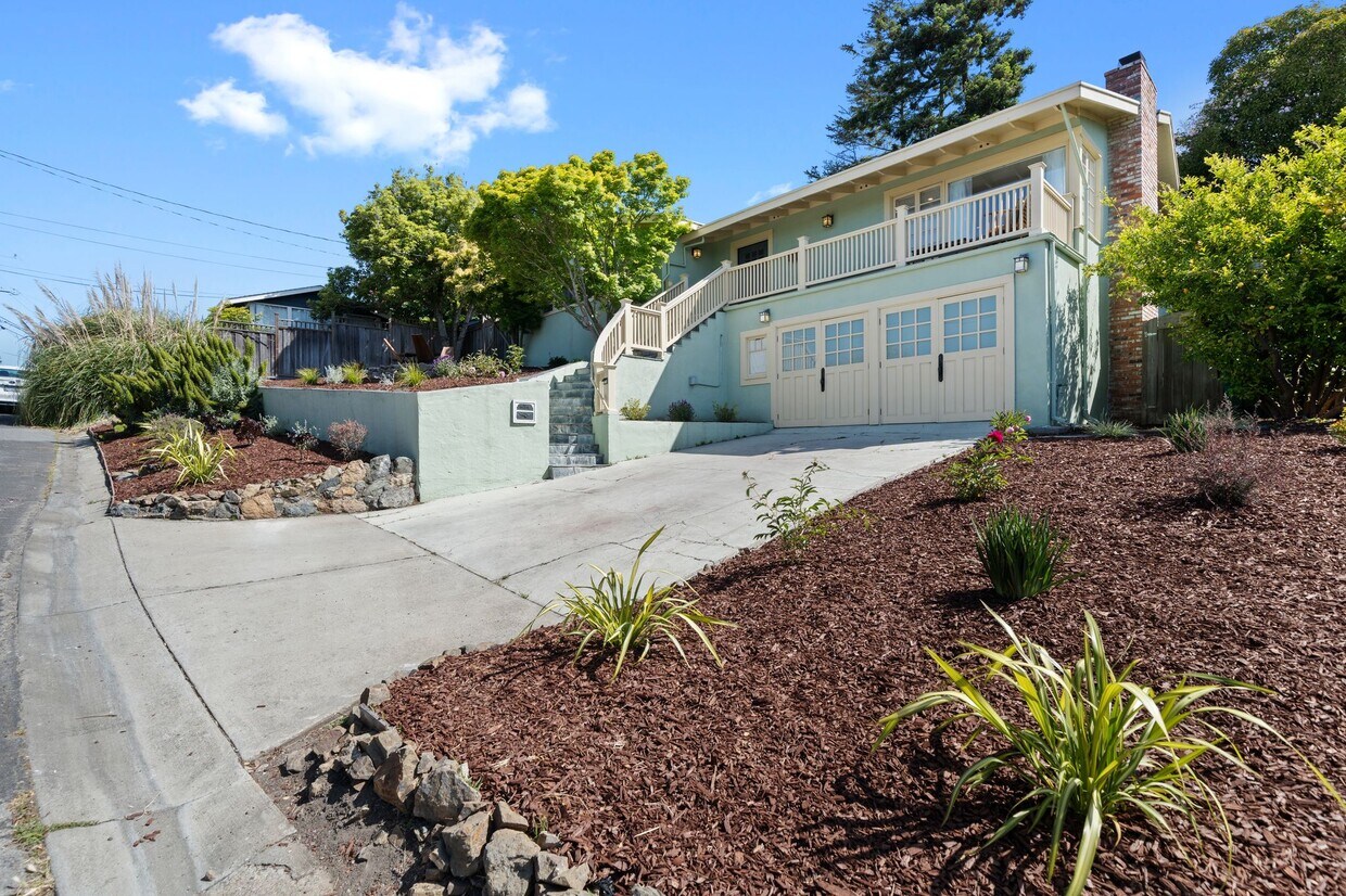 Photo - 35 Franciscan Way (Kensington, CA)