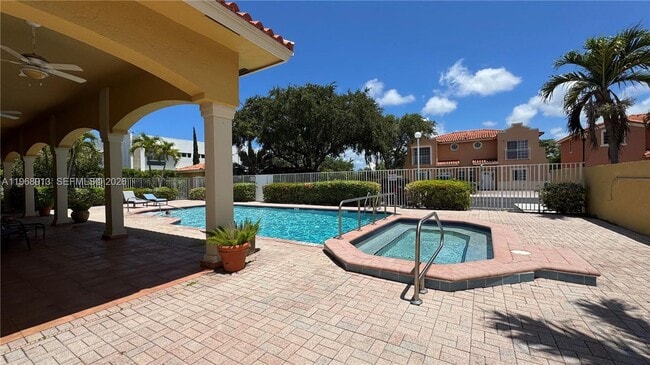 Foto del edificio - 7733 SW 94th Ln