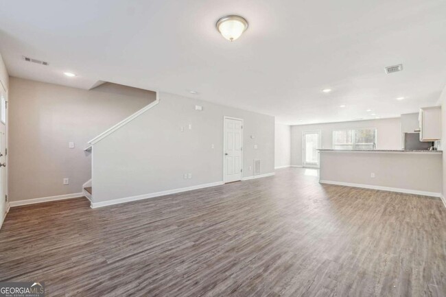 Building Photo - 4420 Pinscher St