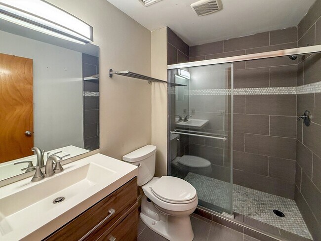 Foto del edificio - 49-51-51 Temple Pl