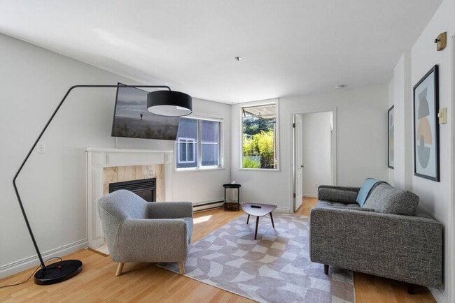 Photo du bâtiment - 1126 W 11th Ave