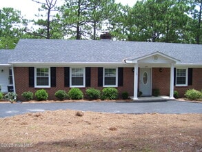 Building Photo - 355 Newton Dr