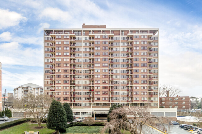 Foto del edificio - Mica Condominiums