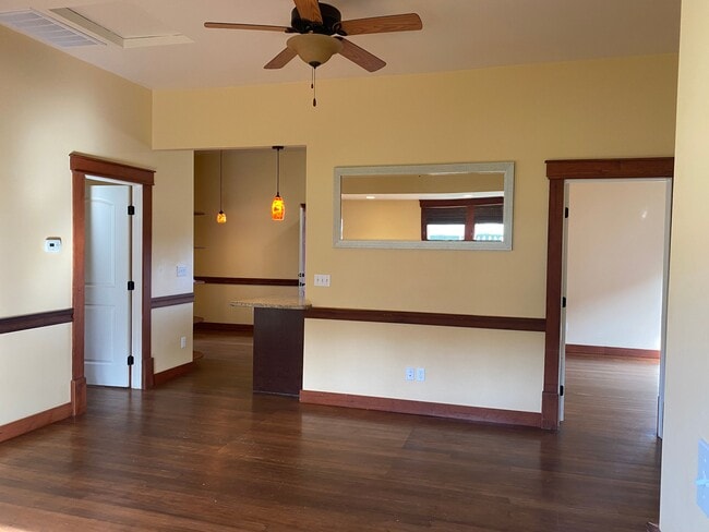 Foto del edificio - 21280 Geyserville Ave
