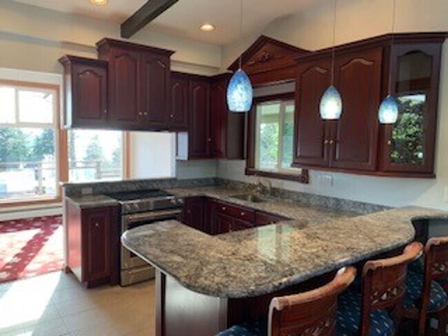 Building Photo - 4 BR 2.5 BA Mid-Century Modern with View of L.k WA. Lake Forrest Park $4500/MO