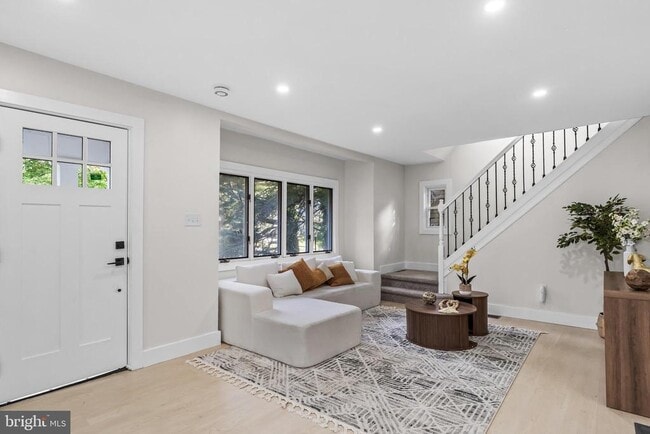 Building Photo - 4 E Haddon Ave