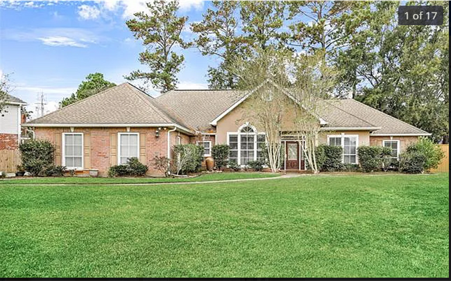 Frente - 514 River Oaks Dr