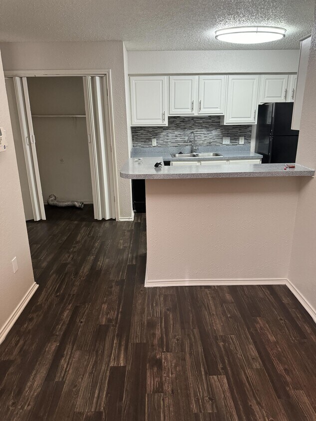 Foto principal - 5988 Westcreek Dr