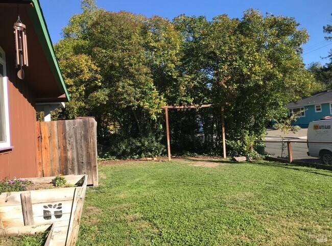 Building Photo - 1173 Hexem Ave