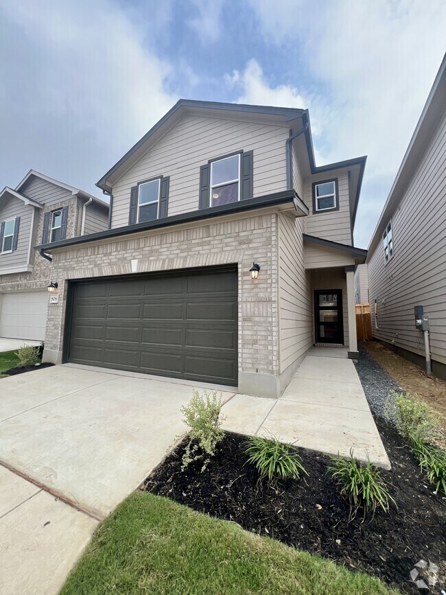 Building Photo - 14839 Vance Jackson Rd