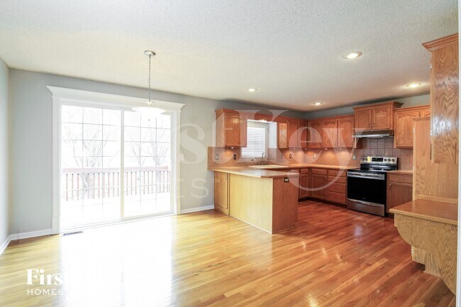 Foto del edificio - 707 Corrington Dr