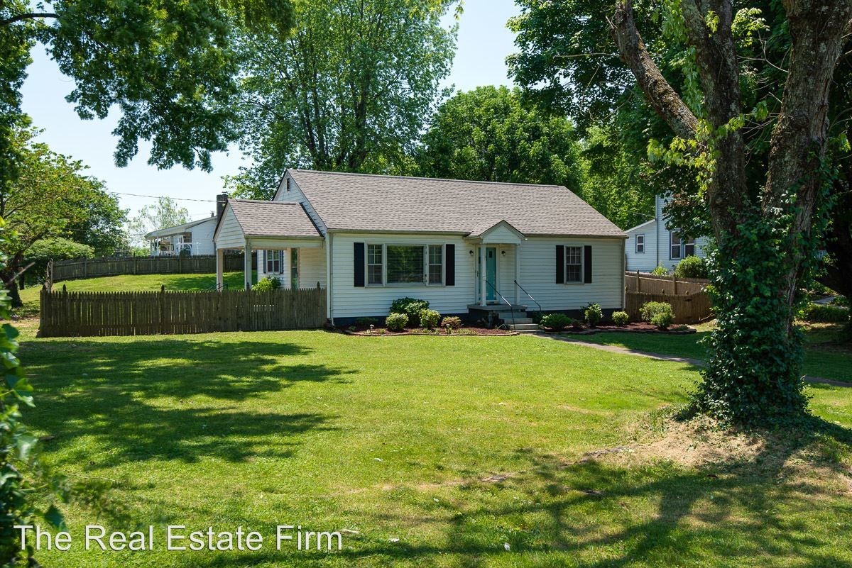 2538 Washington Pike, Knoxville, TN 37917 House Rental in Knoxville