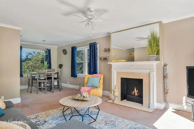 Building Photo - Fully Furnished All Bills Included - 2 bed...