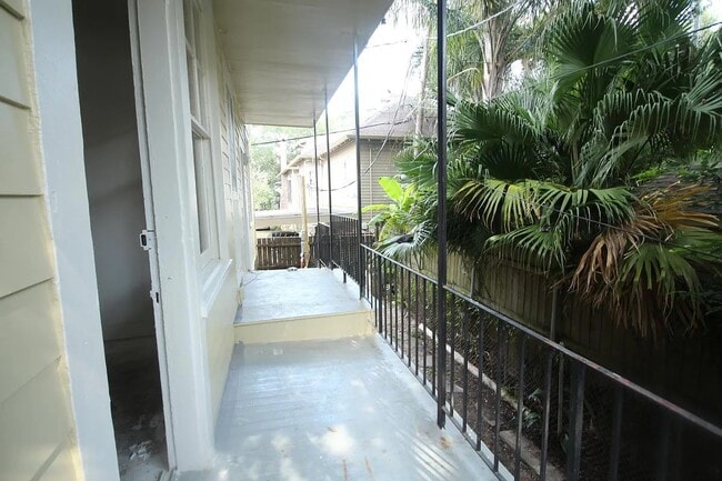 Building Photo - 5940 Freret St