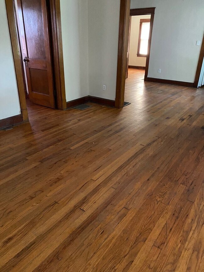 Foto del edificio - 603 S Cedar Ave