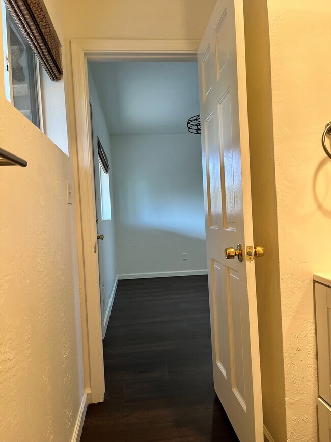 Foto del edificio - 6623 S 32nd St