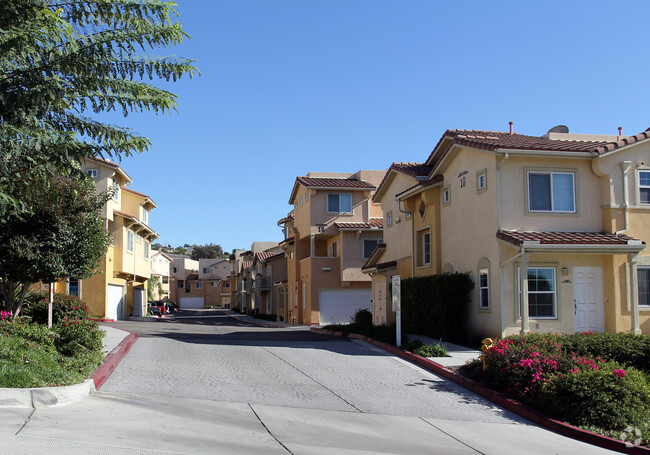 Foto del edificio - Las Flores Village