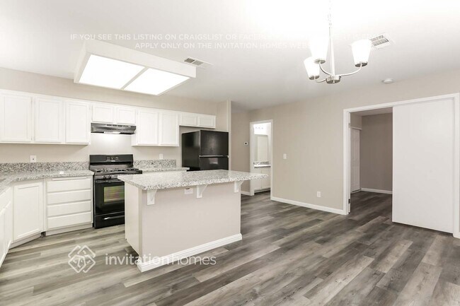Foto del edificio - 1400 Desert Hills Dr