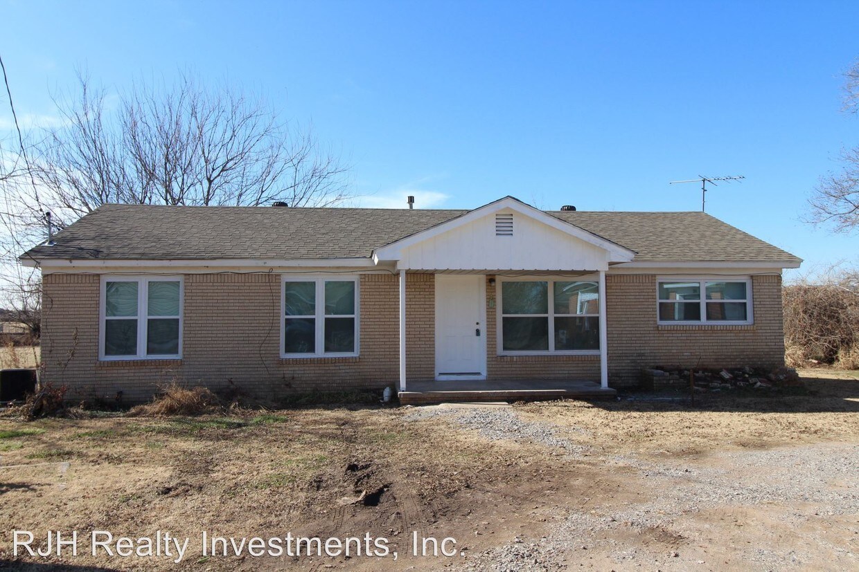Primary Photo - 3400-3408 Classen Blvd