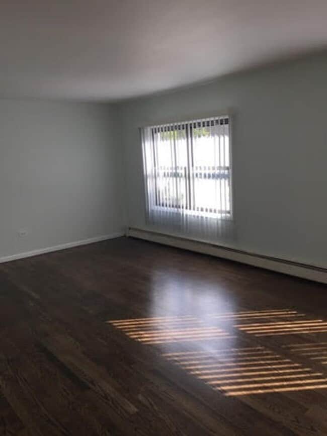 Foto del edificio - 7632 S Stewart Ave