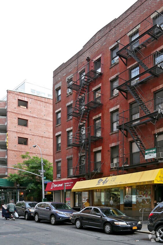 Foto del edificio - 130 Baxter St